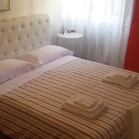 Luci A San Siro Bed & Breakfast 3*